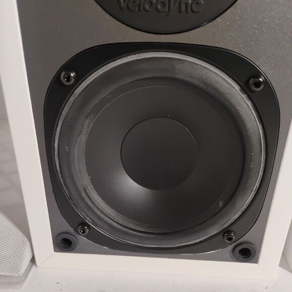 Pair Rare White Velodyne CHT-14WV Bookshelf Satellite Speakers 2002 - Picture 4 of 16
